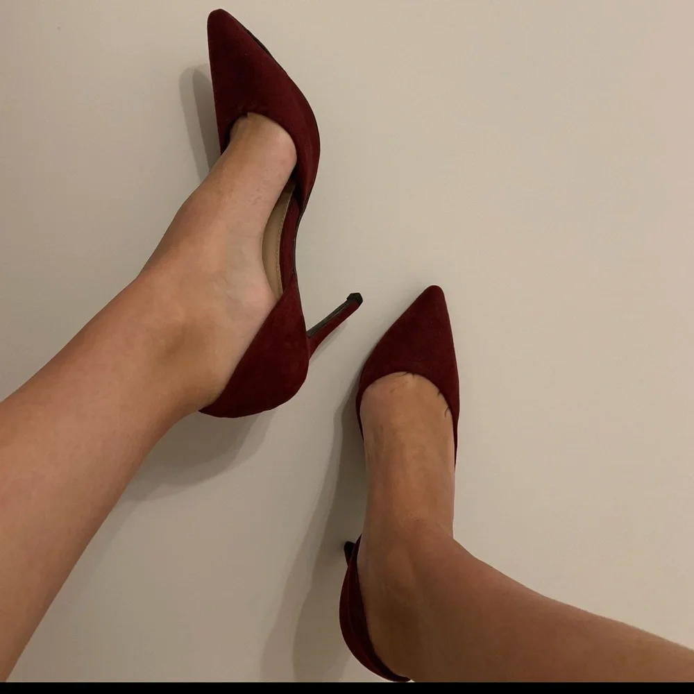 Burgundy Heels Sz 8/8.5 - Picture 1 of 4